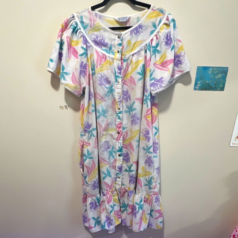 Jil Andre Women’s Nightgown L White Floral Button Front Short Sleeve Pockets
